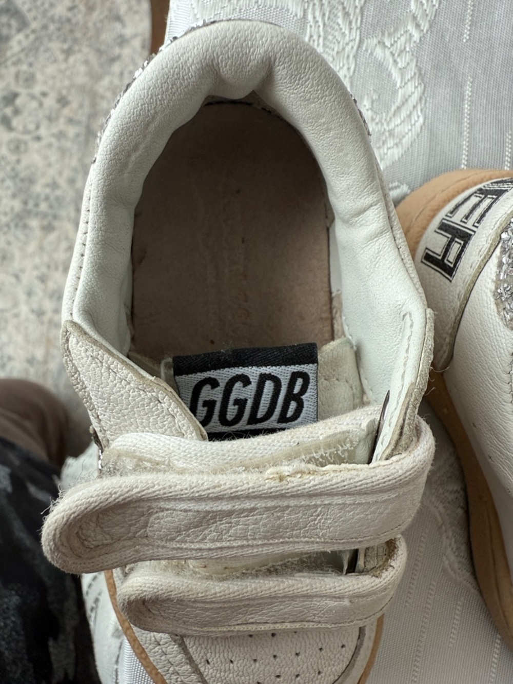 Golden Goose Kids White Sneakers with Silver Glitter Star EU 22 - Picture 2 of 7